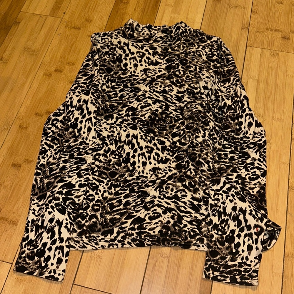 cheetah turtleneck